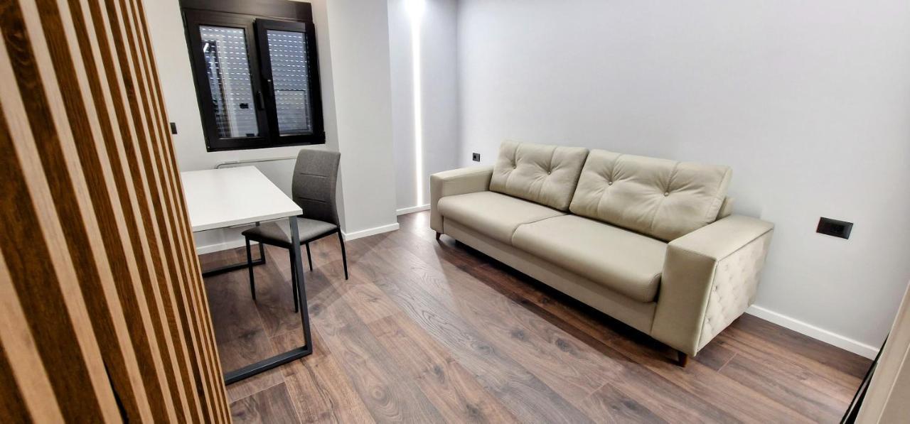Apartament Block Wilson - Free Parking *