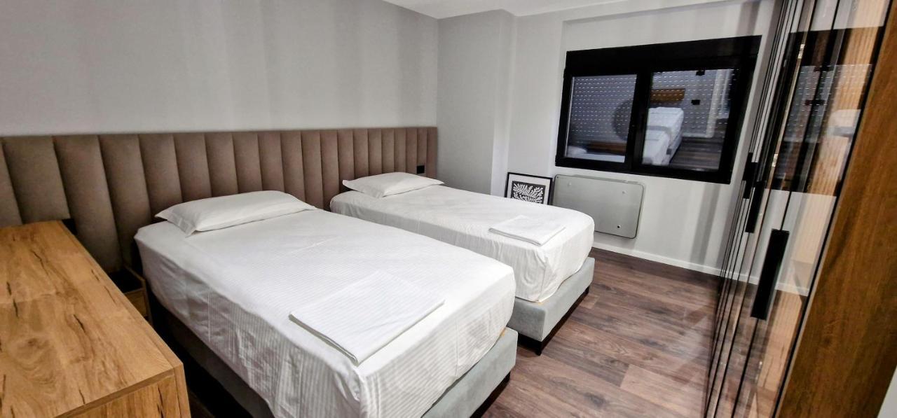 Block Wilson - Free Parking Apartament Tirana